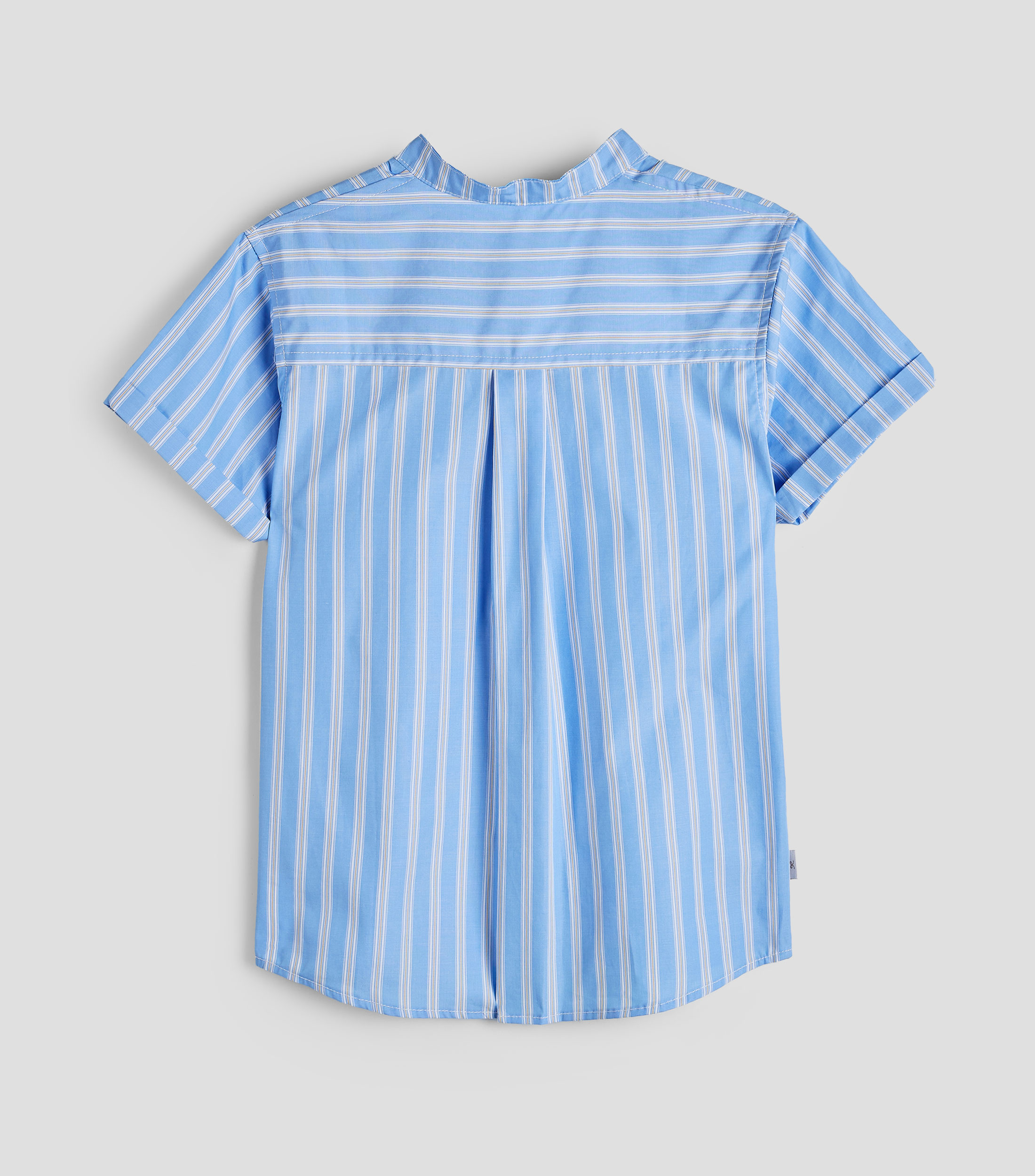 Camisa de rayas con cuello mao y manga corta Bebé